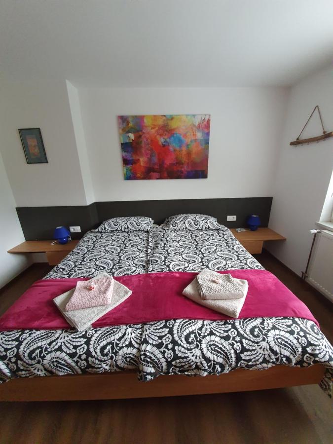 Apartments Mojstrana - Kekec Экстерьер фото