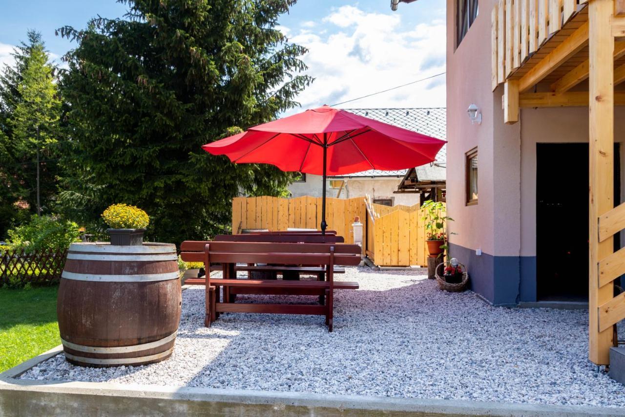 Apartments Mojstrana - Kekec Экстерьер фото