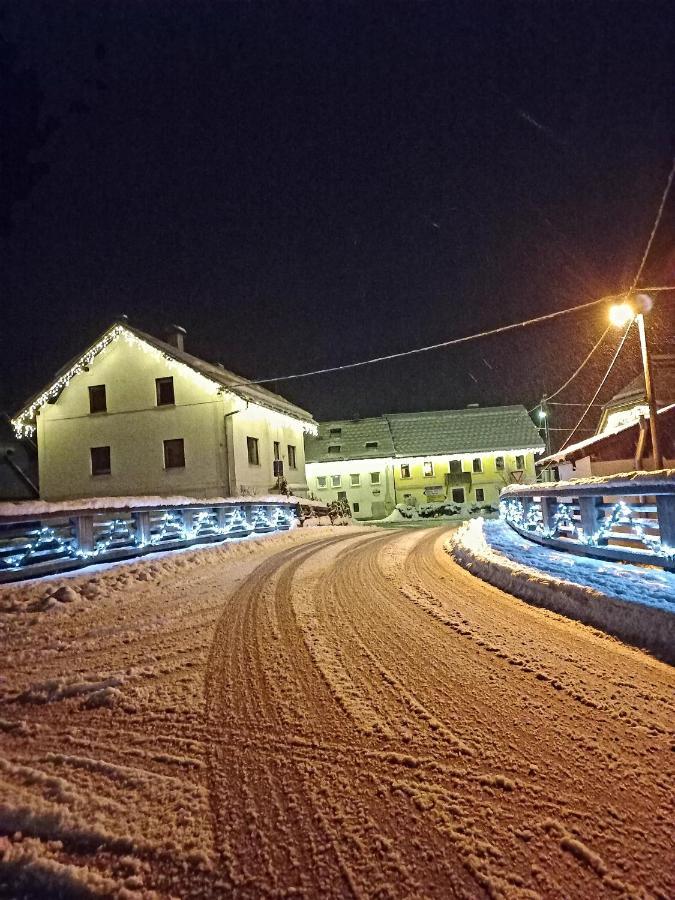 Apartments Mojstrana - Kekec Экстерьер фото